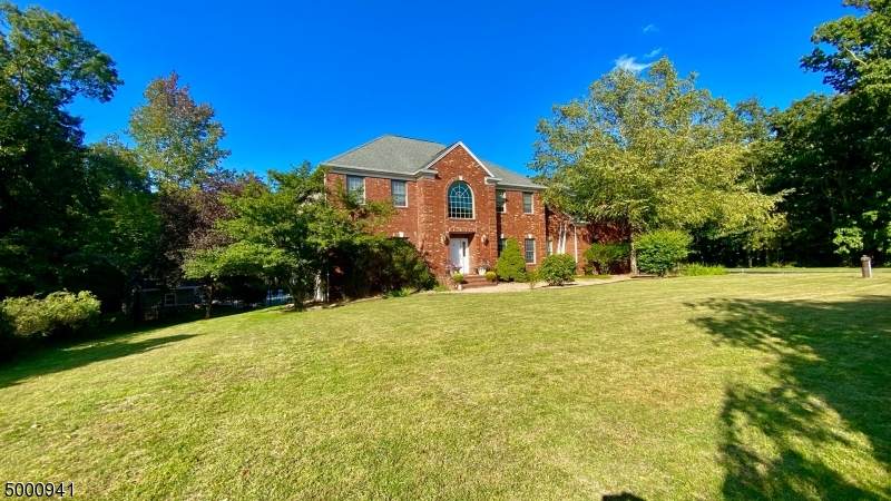 15 Valhalla Way - Photo 1