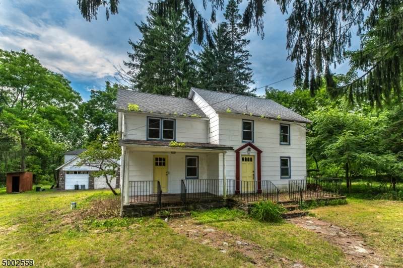 261 Maple Rd - Photo 1