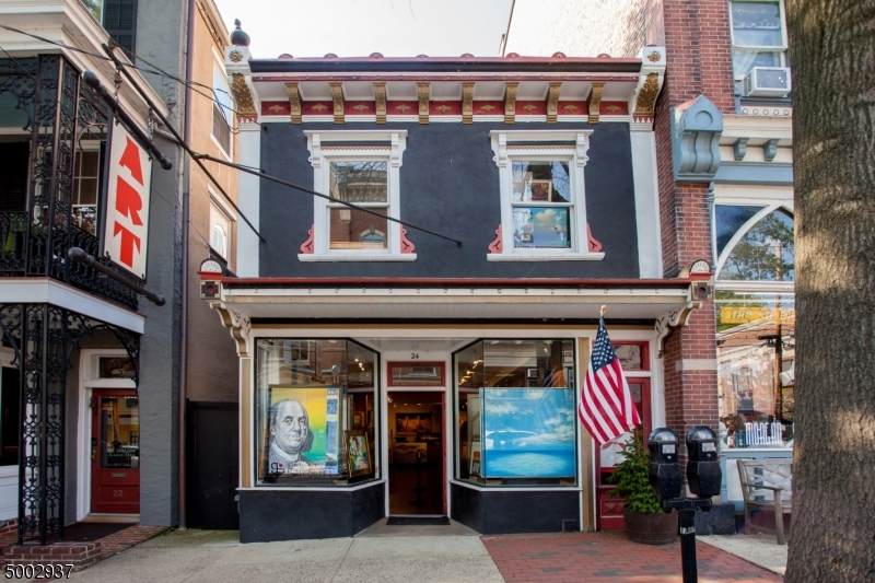 24 Bridge St - Photo 1