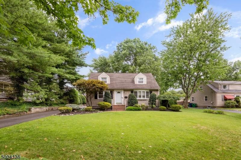 58 Poplar Pl - Photo 1