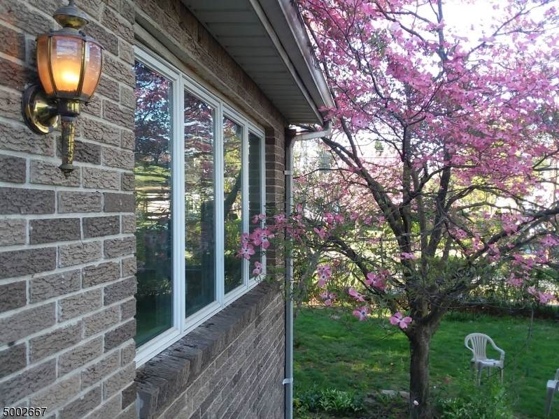 149 Walnut St - Photo 1