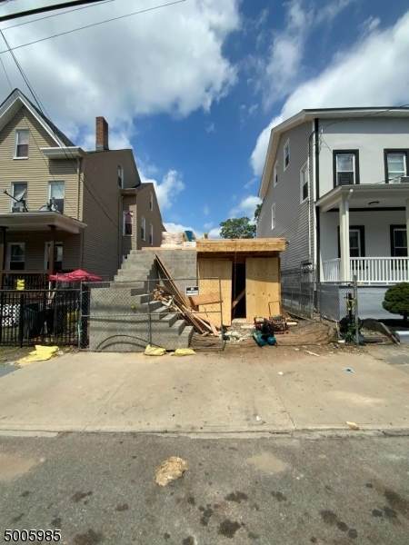35 12TH AVE - Photo 1
