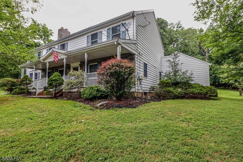 1081 Washington Valley Rd - Photo 1