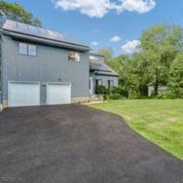 7 E Emerald Isle Dr - Photo 1