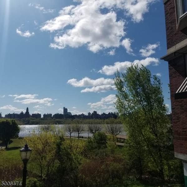 6106 City Pl - Photo 1