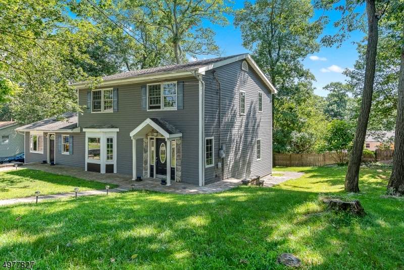 153 Rollins Trl - Photo 1