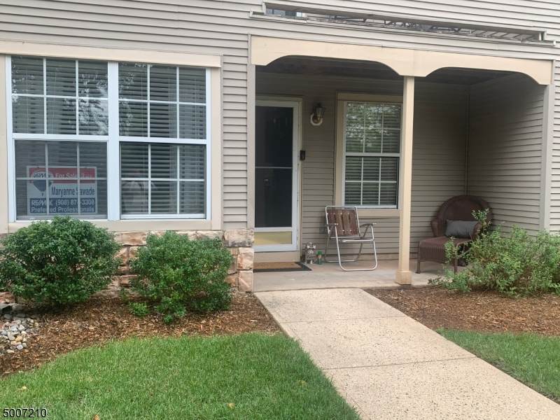 203 E Porter Way - Photo 1