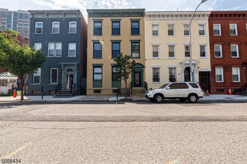 21 Fulton St - Photo 1