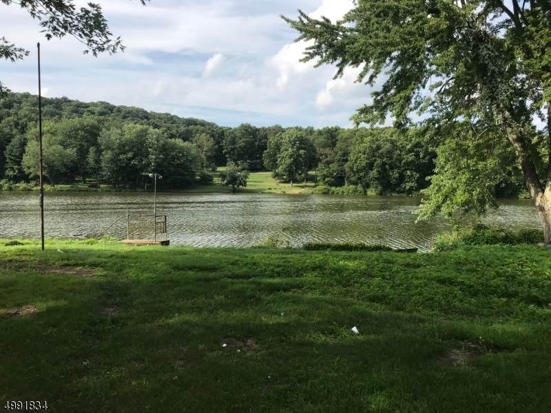 329 Lakewood Ter - Photo 1