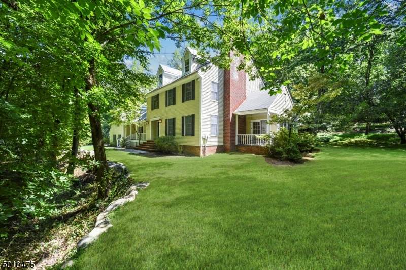 22 Cliffside Way - Photo 1