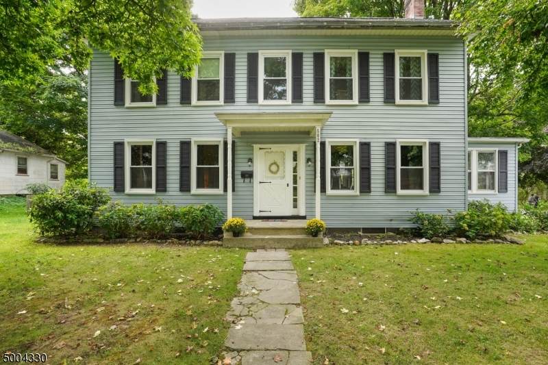 502 Mansfield St - Photo 1