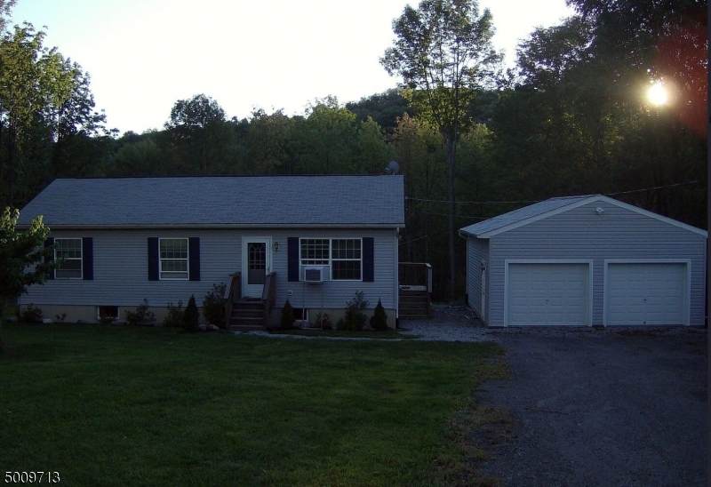 253 State Line Rd - Photo 1