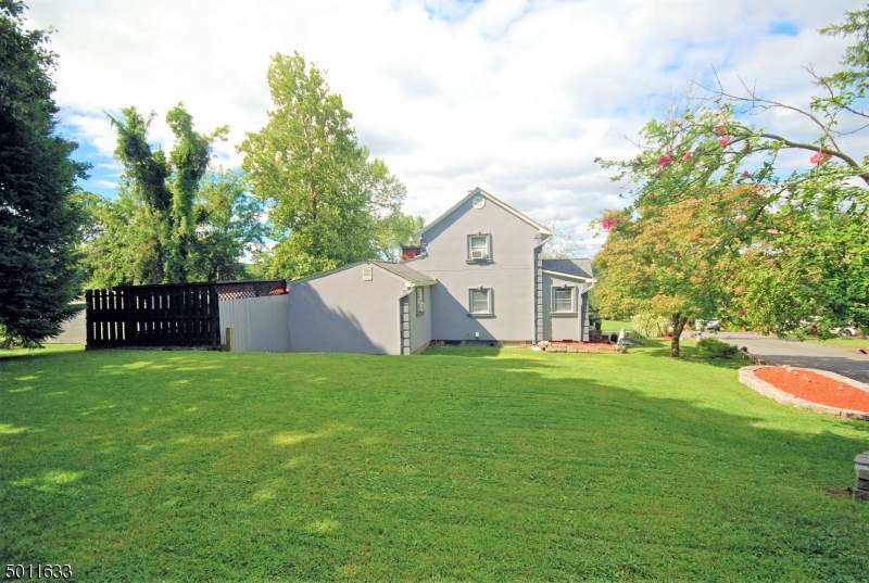 8 Old Rifle Camp Rd - Photo 1