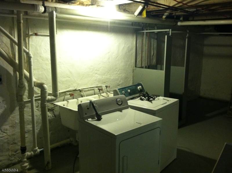 1547 Sussex Tpke - Photo 1