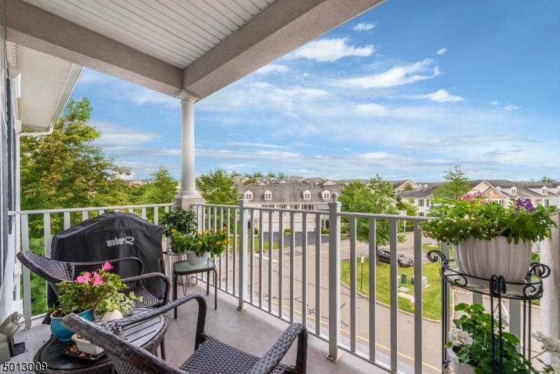 8 Quarry Dr B3 - Photo 1