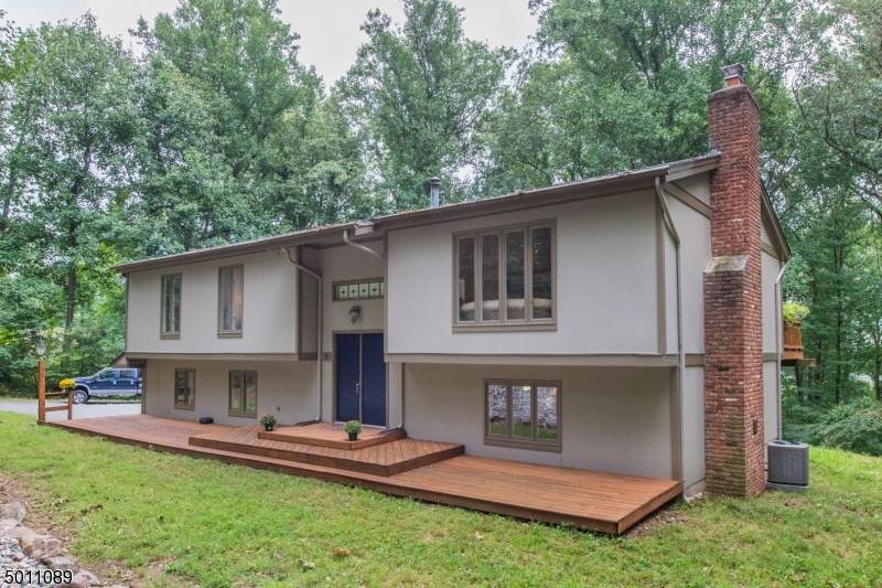 9 Reger Rd - Photo 1
