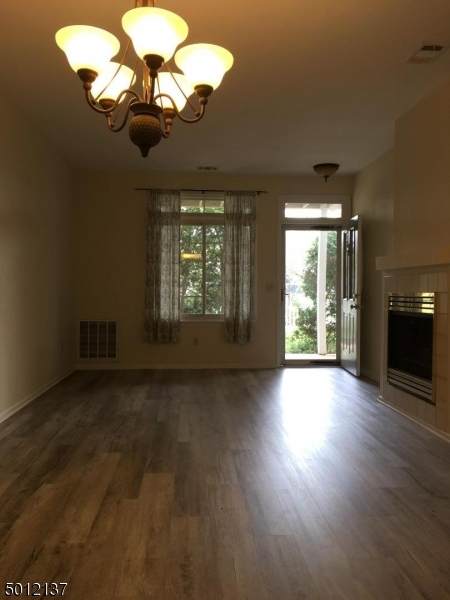 61 Wentworth Rd - Photo 1
