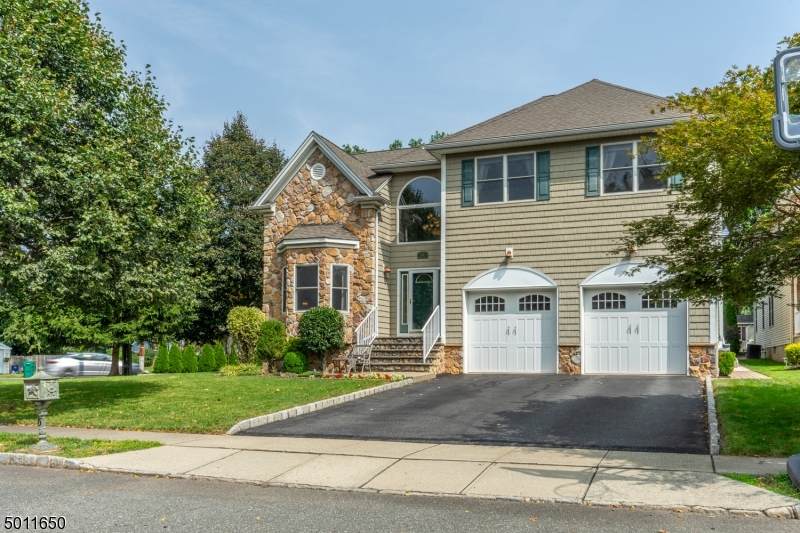 6 Nicole Ct - Photo 1