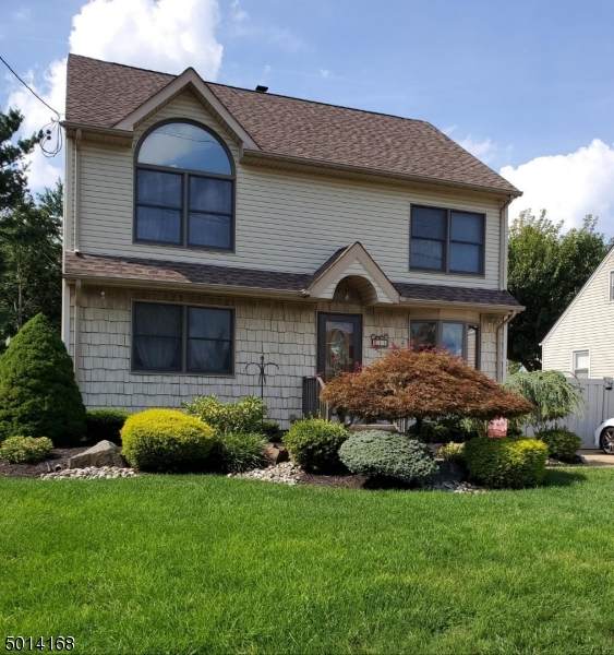 11 Ovington Ave - Photo 1