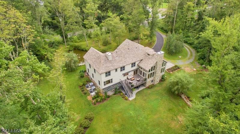 520 Spring Valley Rd - Photo 1