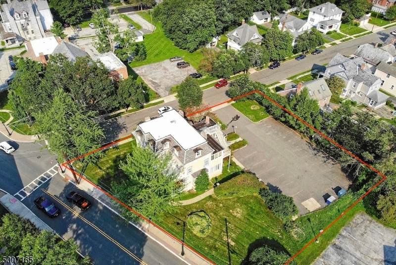 105 Main St - Photo 1