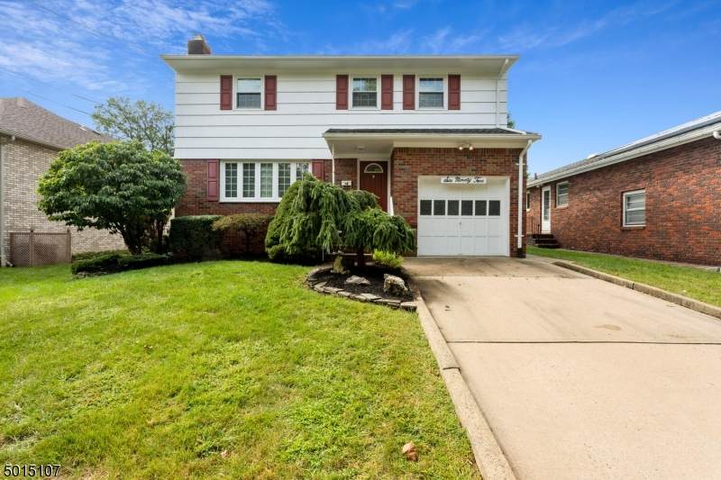 692 W Meadow Ave - Photo 1