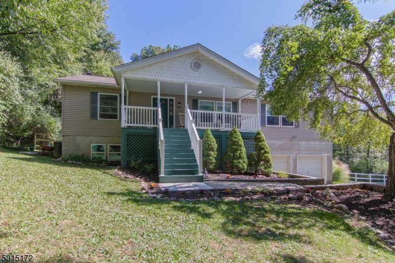 3 Summit Dr - Photo 1