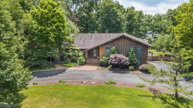 155 W Hobart Gap Rd - Photo 1