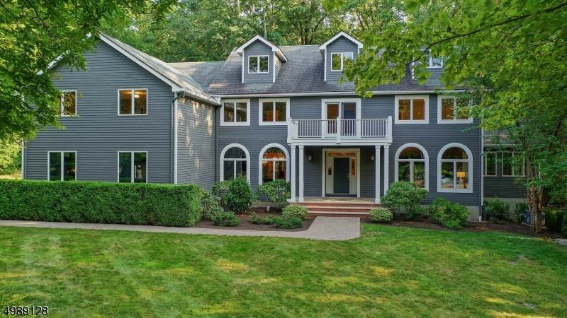 17 Blue Jay Ct - Photo 1