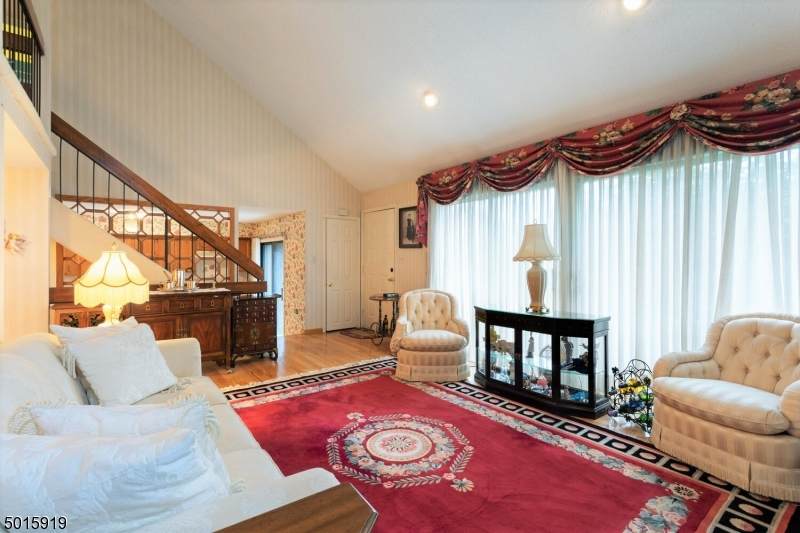 50 Kingsberry Dr - Photo 1