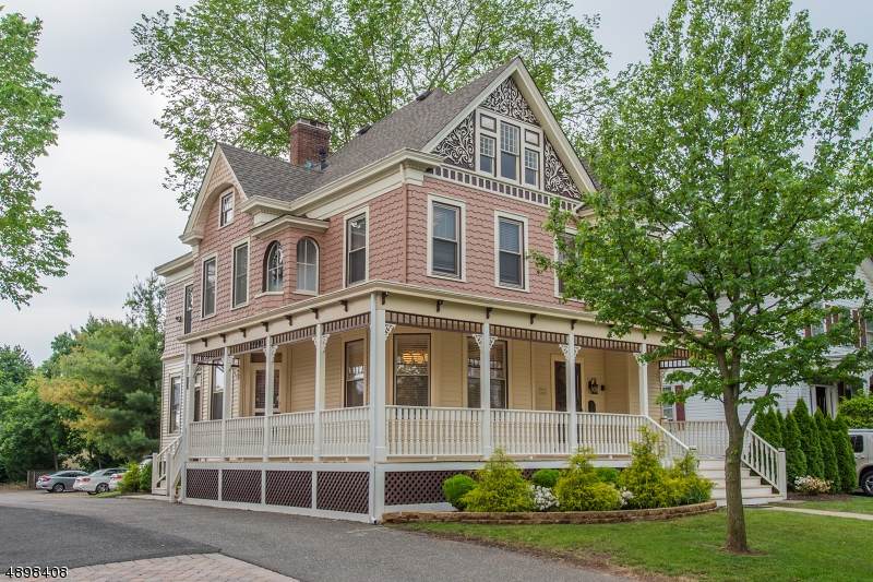 17 W Cliff St - Photo 1