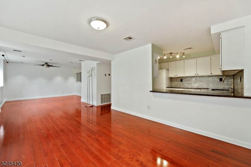 1470 Campbell St Bldg 2 Pb1 - Photo 1