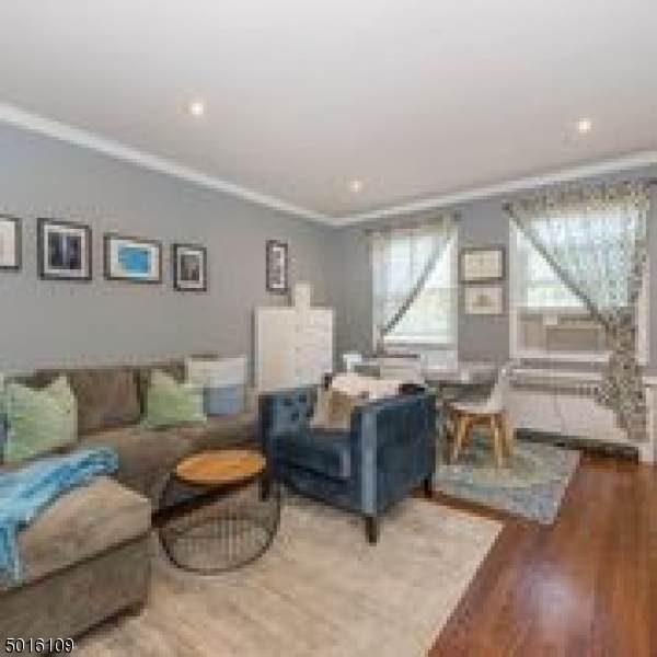 376 Claremont Ave 7 - Photo 1