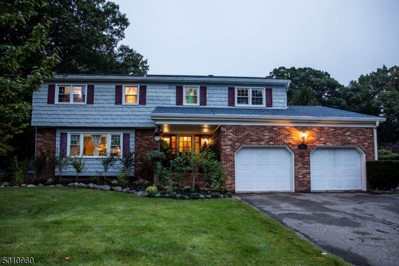 1659 Frank St - Photo 1