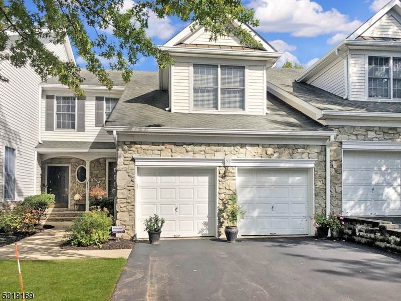 55 Westgate Dr - Photo 1