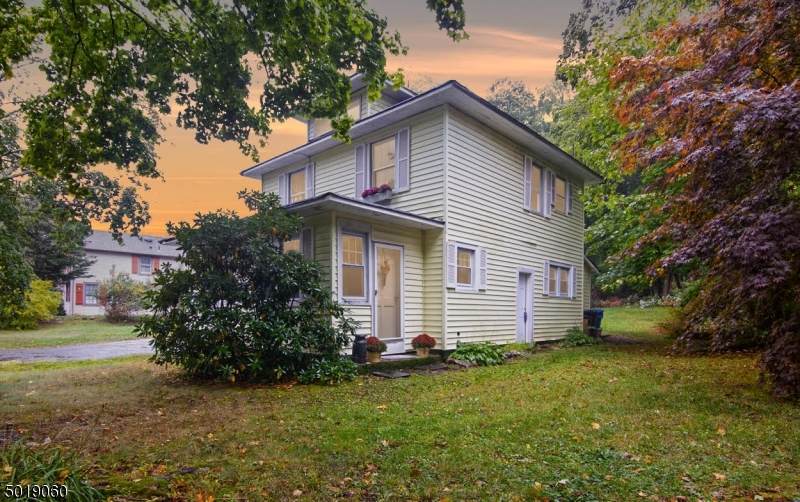 169 Diamond Spring Rd - Photo 1