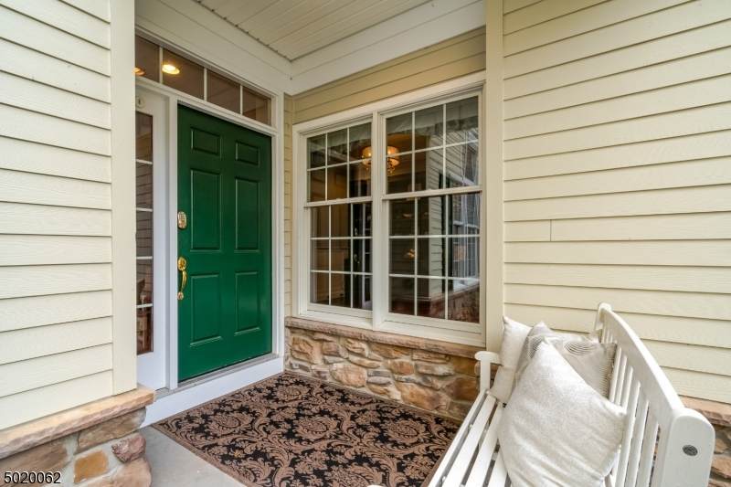 402 Farley Rd - Photo 1
