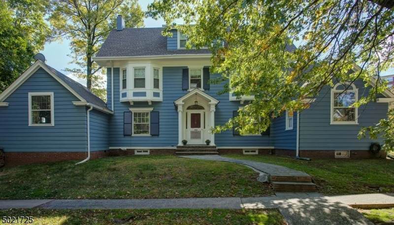 15 Highland Ave - Photo 1