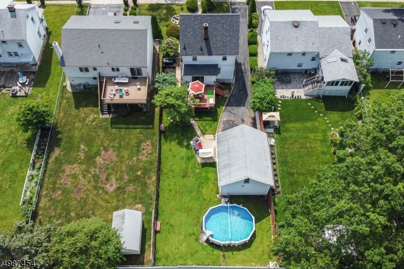 740 Colonial Ave - Photo 1