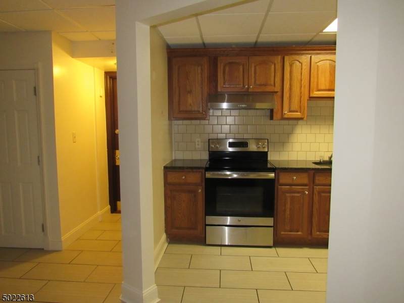 153 Franklin St - Photo 1