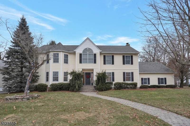170 Glen Ave - Photo 1