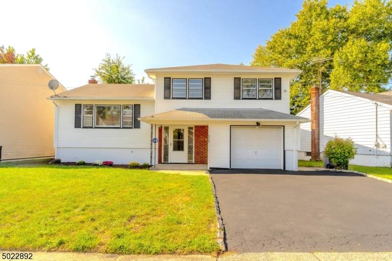 2474 Wilson Ter - Photo 1