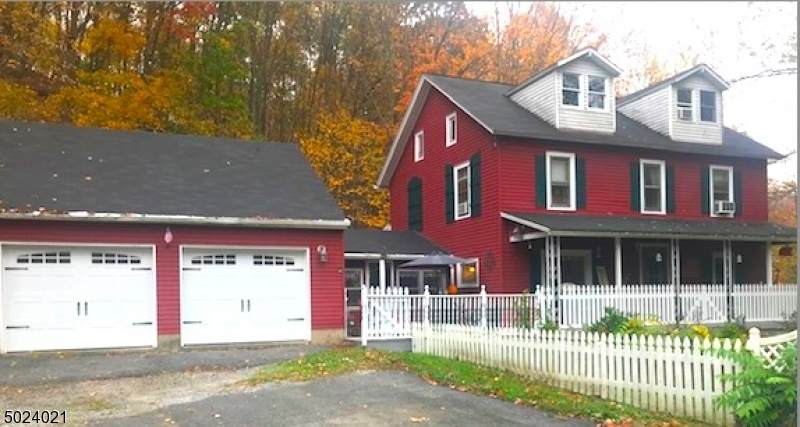 33 Stony Brook Rd - Photo 1