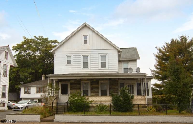 90 Main St - Photo 1