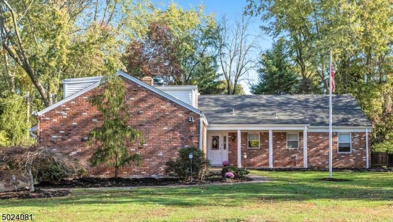 12 Pine Rd - Photo 1