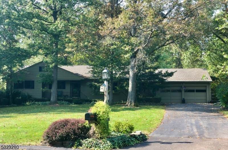 12 Bellemont Rd - Photo 1