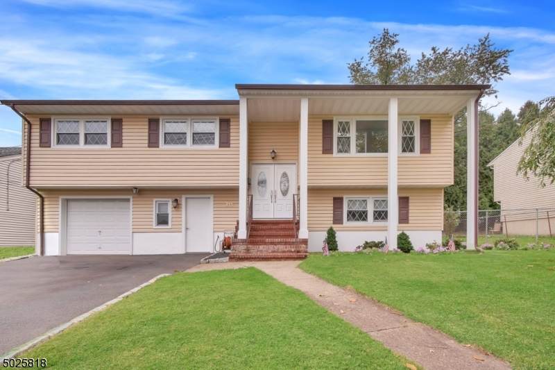 315 N 16Th St - Photo 1