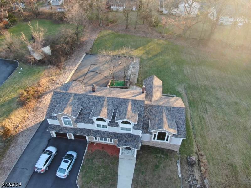 186 Francisco Ave - Photo 1