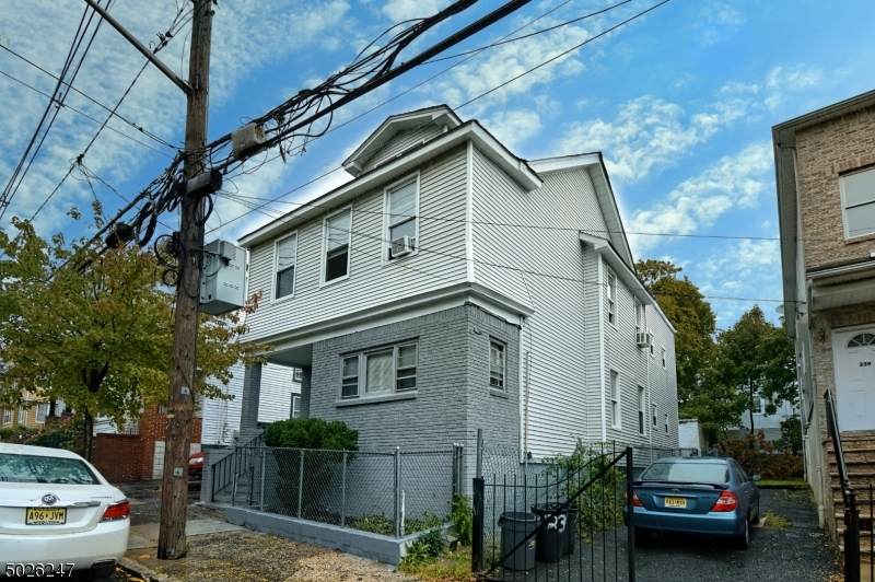 241 Lehigh Ave - Photo 1