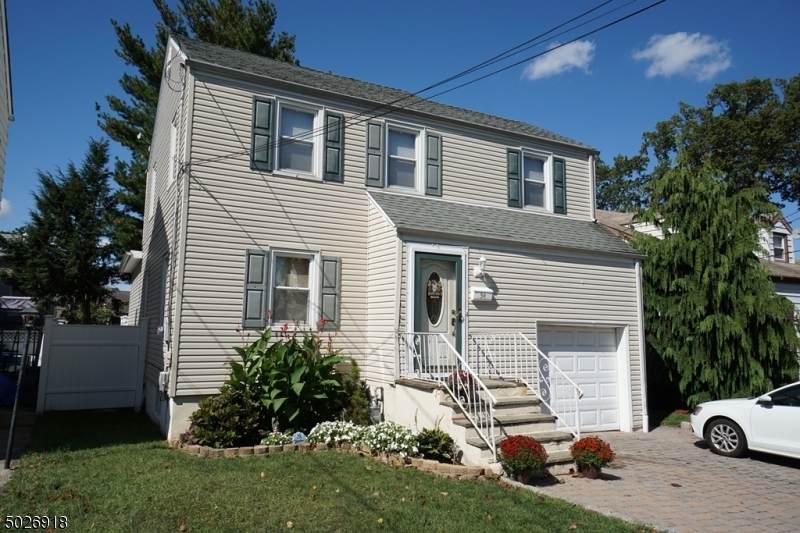 54 Melrose Ter - Photo 1